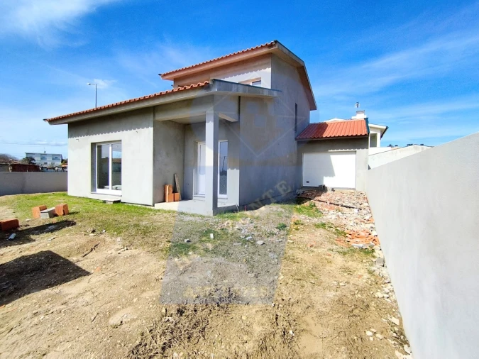 Moradia T4 para Venda em Bustos, Troviscal e Mamarrosa Foto 2