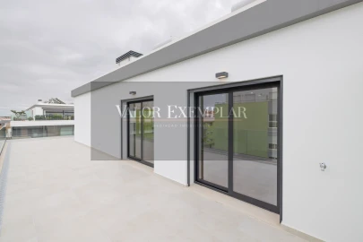 Apartamento T4 para Venda em Alcochete