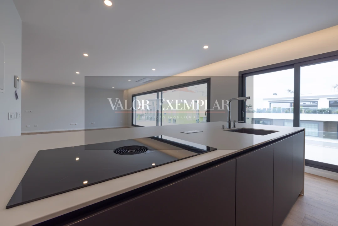 Apartamento T4 para Venda em Alcochete Foto 9