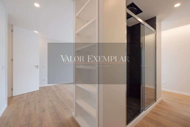 Apartamento T4 para Venda em Alcochete Foto 20