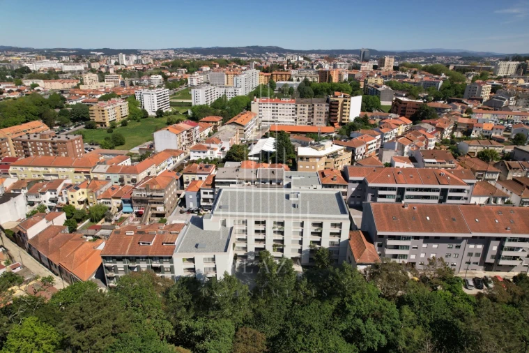 Apartamento T2 para Venda em Paranhos Foto 2
