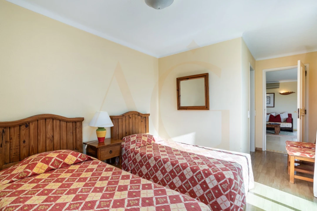 Apartamento T2 para Venda em Almancil Foto 15