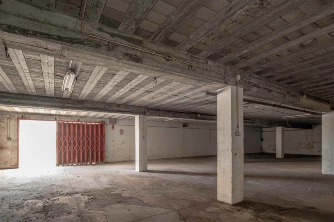 Armazém para Venda em Juncal Foto 5