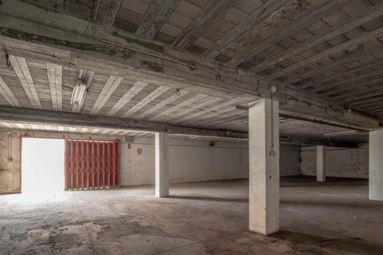 Armazém para Venda em Juncal Foto 5