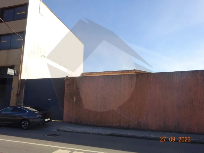 Armazém para Venda em Ramalde Foto 6