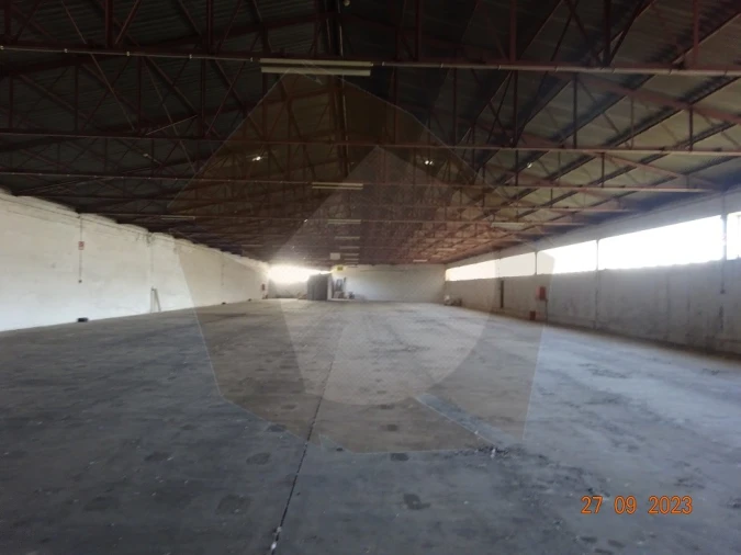 Armazém para Arrendamento em Ramalde Foto 5