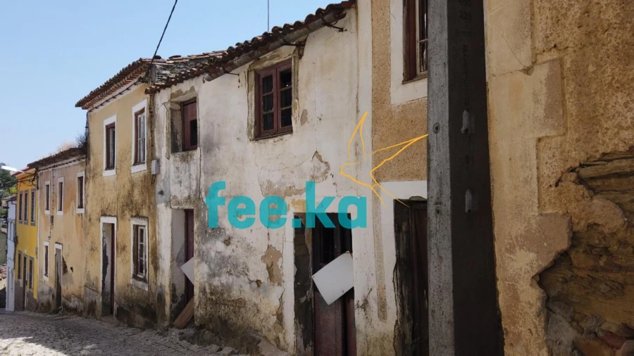 Moradia T2 para Venda em Cebolais de Cima e Retaxo Foto 2