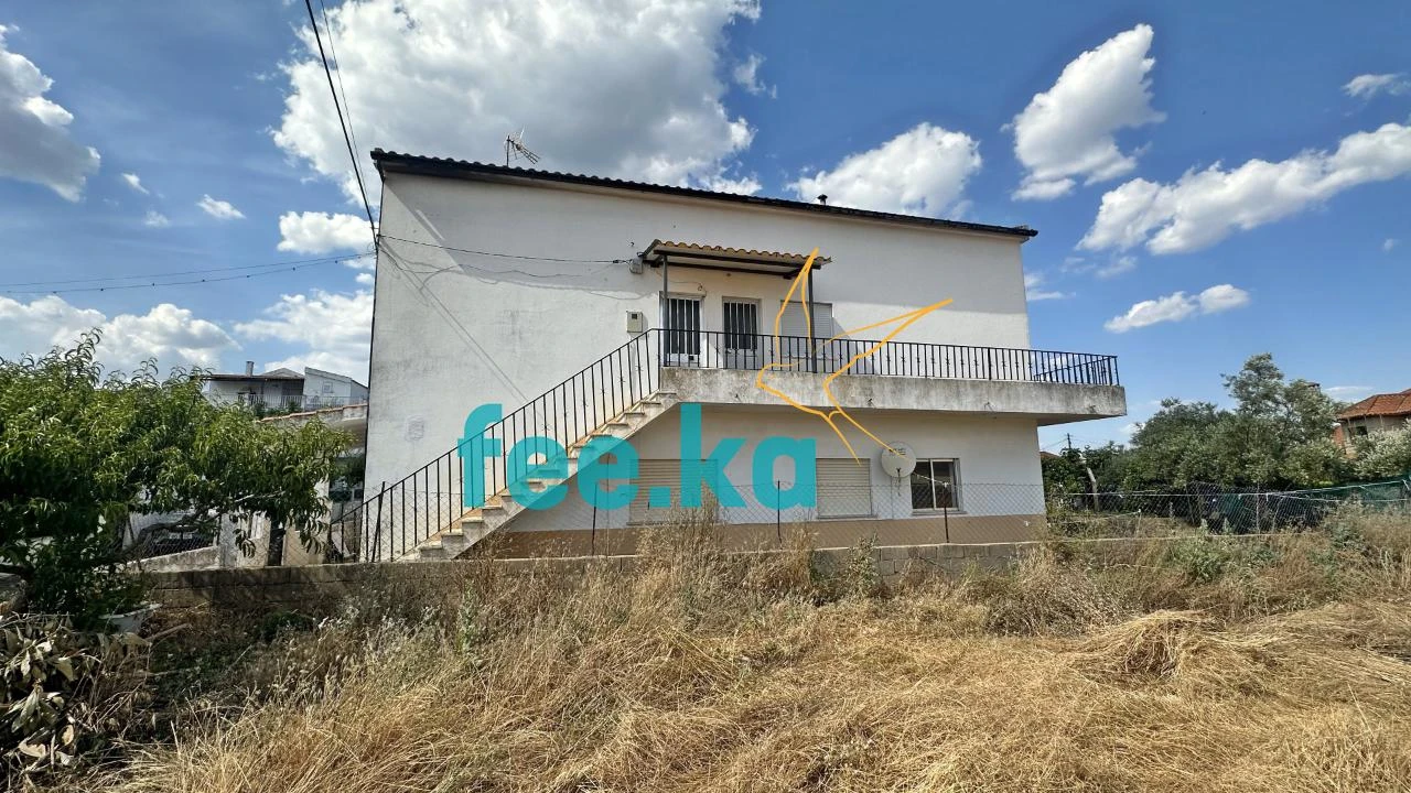 Moradia T8 para Venda em Monfortinho e Salvaterra do Extremo Foto 2