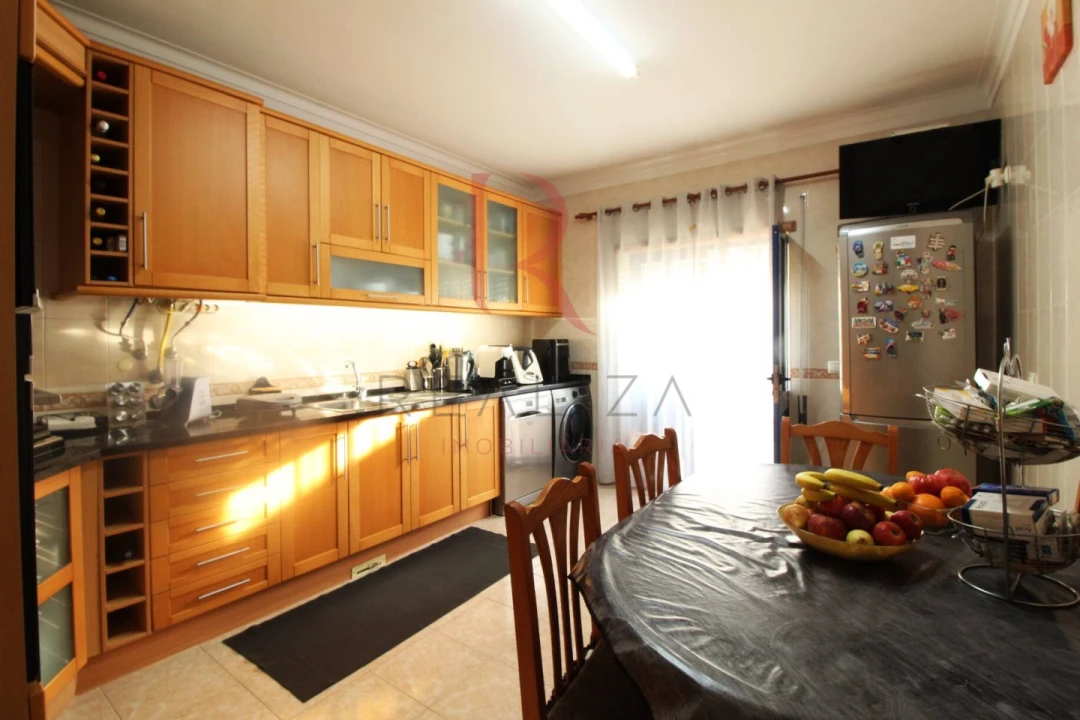 Apartamento T3 para Venda em Baixa da Banheira e Vale da Amoreira Foto 7