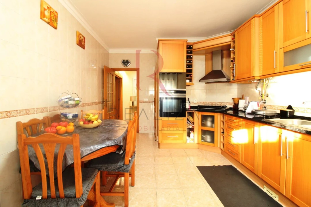 Apartamento T3 para Venda em Baixa da Banheira e Vale da Amoreira Foto 4
