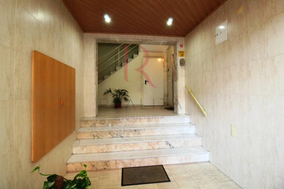 Apartamento T3 para Venda em Baixa da Banheira e Vale da Amoreira Foto 27