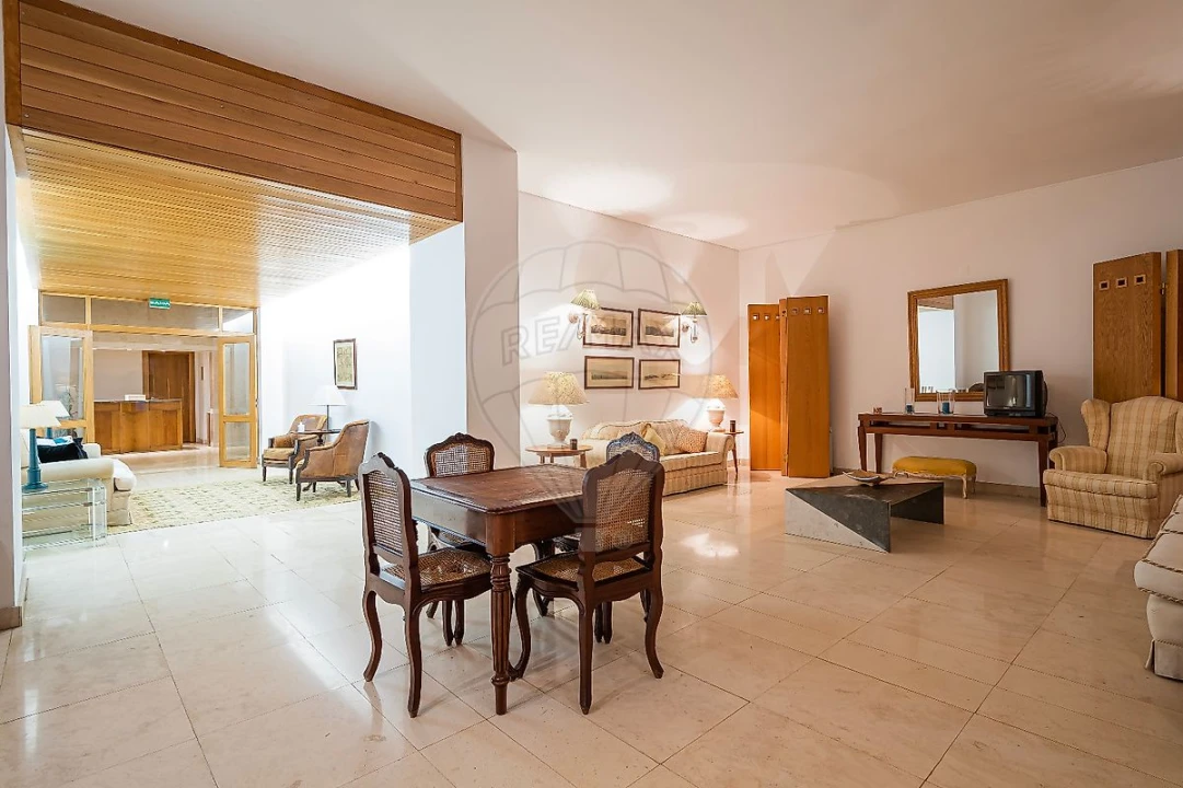 Apartamento T5 para Venda em Lumiar Foto 42