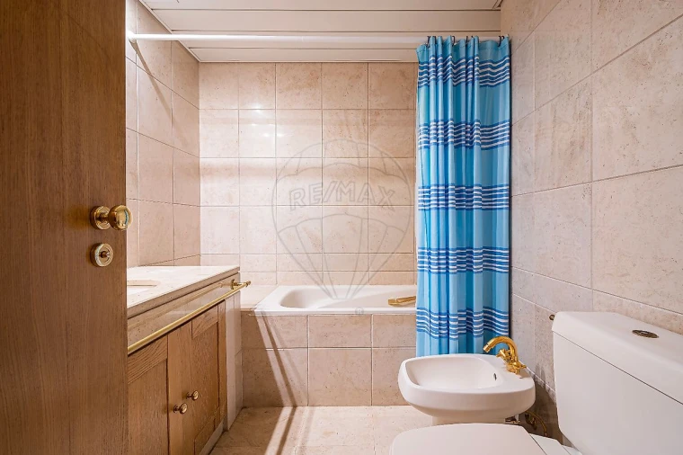 Apartamento T5 para Venda em Lumiar Foto 20