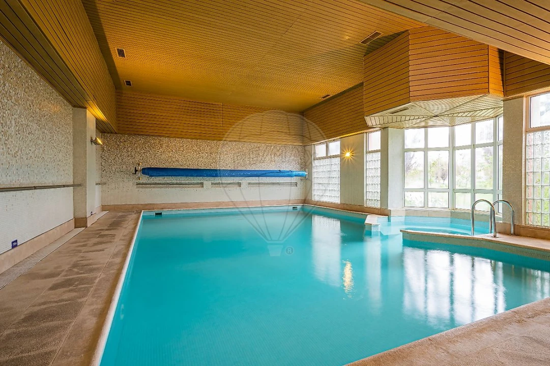 Apartamento T5 para Venda em Lumiar Foto 45