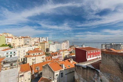 Prédio para Venda em São Vicente