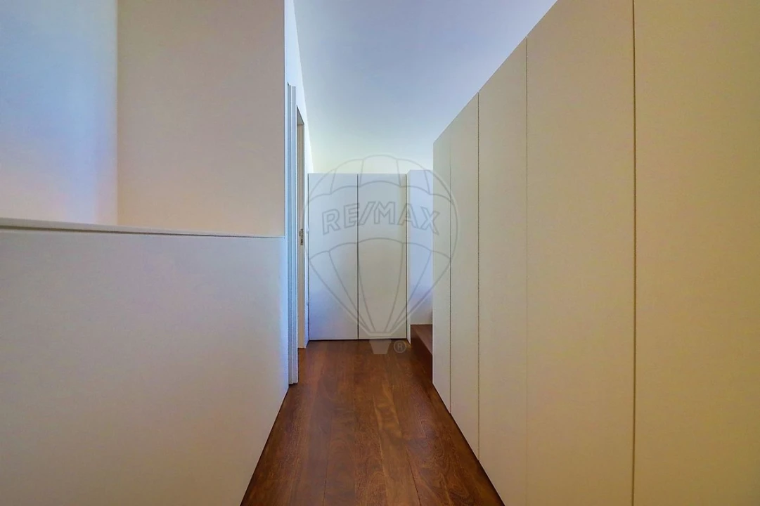 Apartamento T2 para Venda em Bonfim Foto 9