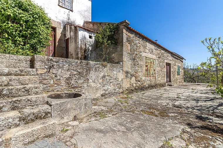 Quinta T0 para Venda em Noura e Palheiros Foto 22