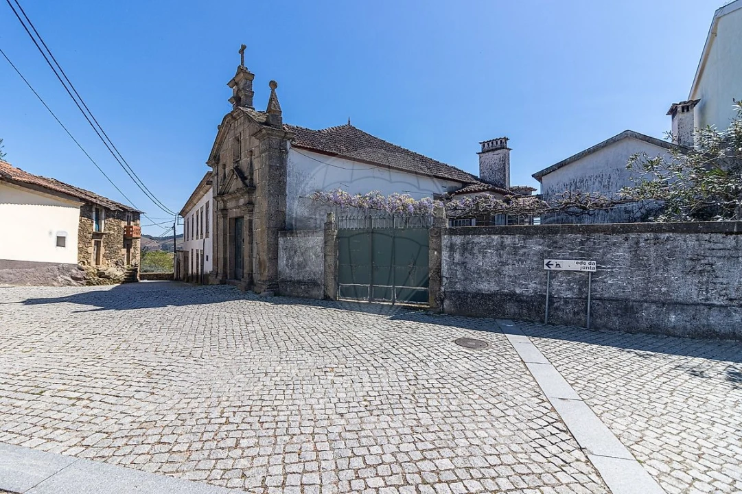 Quinta T0 para Venda em Noura e Palheiros Foto 1