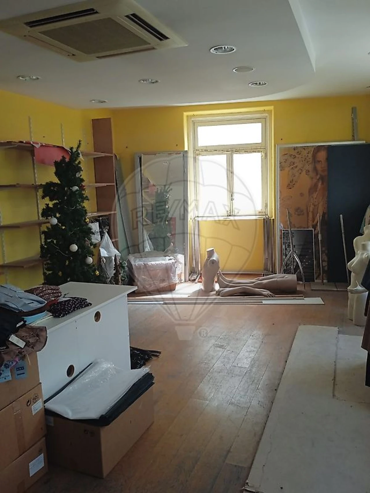 Loja para Arrendamento em Marvila, Ribeira Santarém, São Salvador, São Nicolau Foto 5