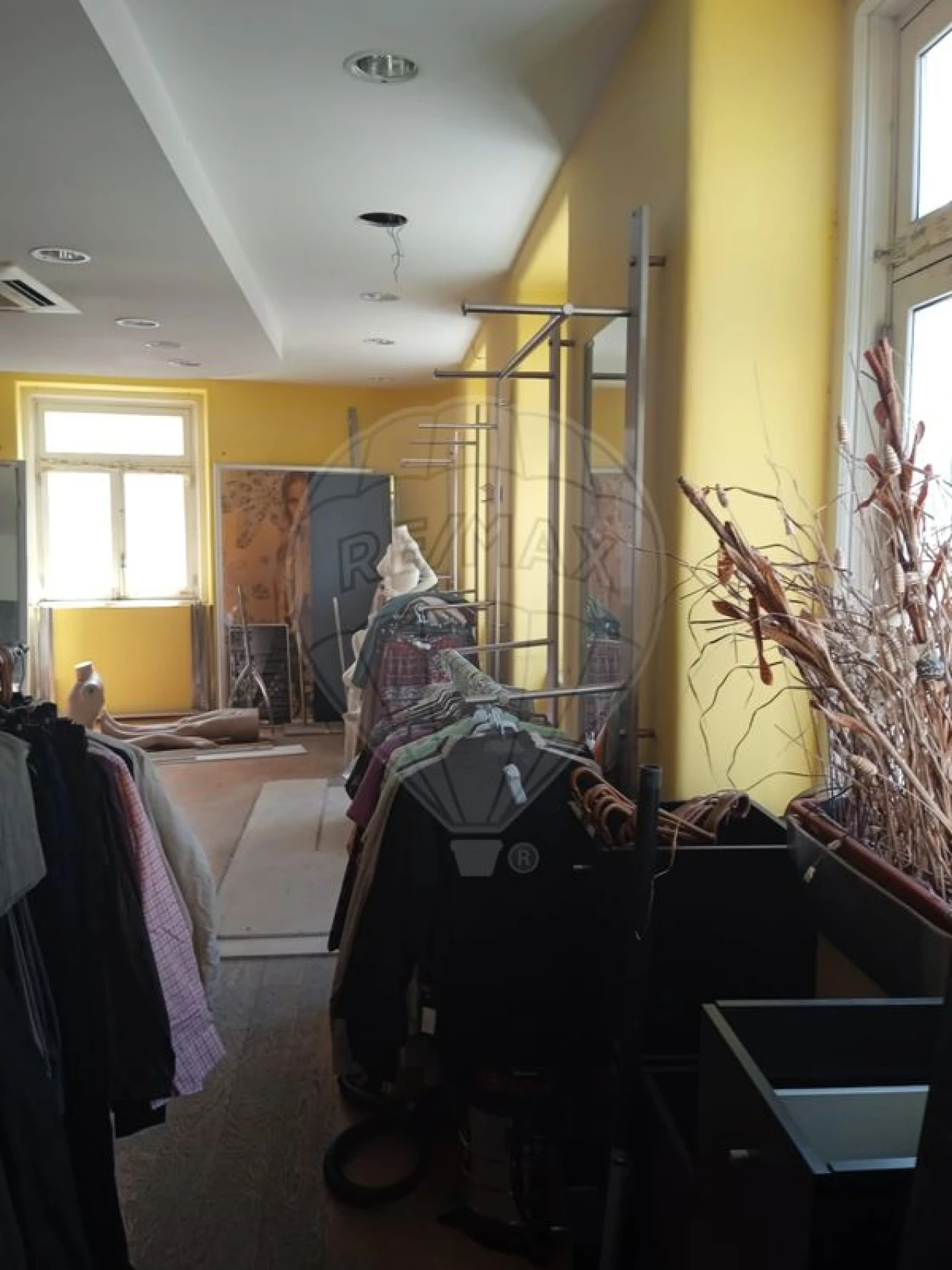 Loja para Arrendamento em Marvila, Ribeira Santarém, São Salvador, São Nicolau Foto 7