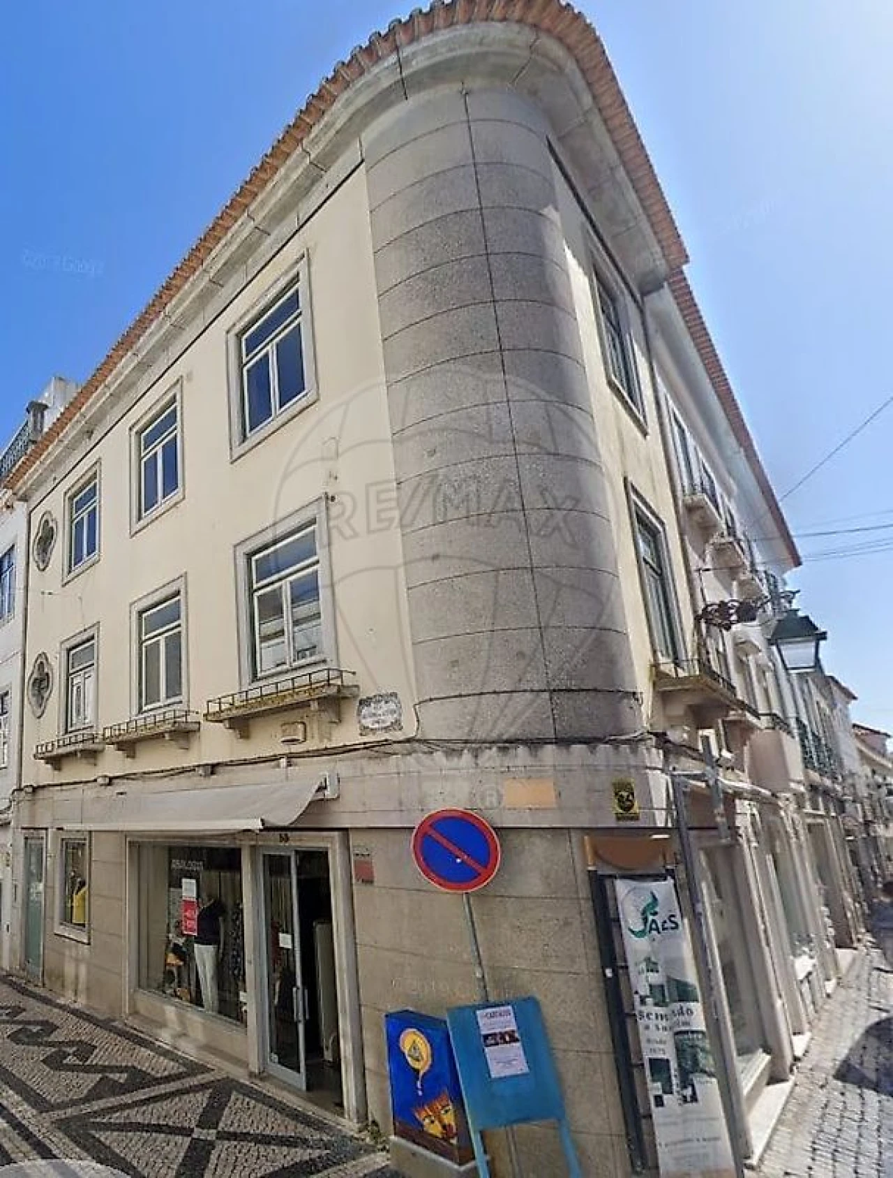 Loja para Arrendamento em Marvila, Ribeira Santarém, São Salvador, São Nicolau Foto 1