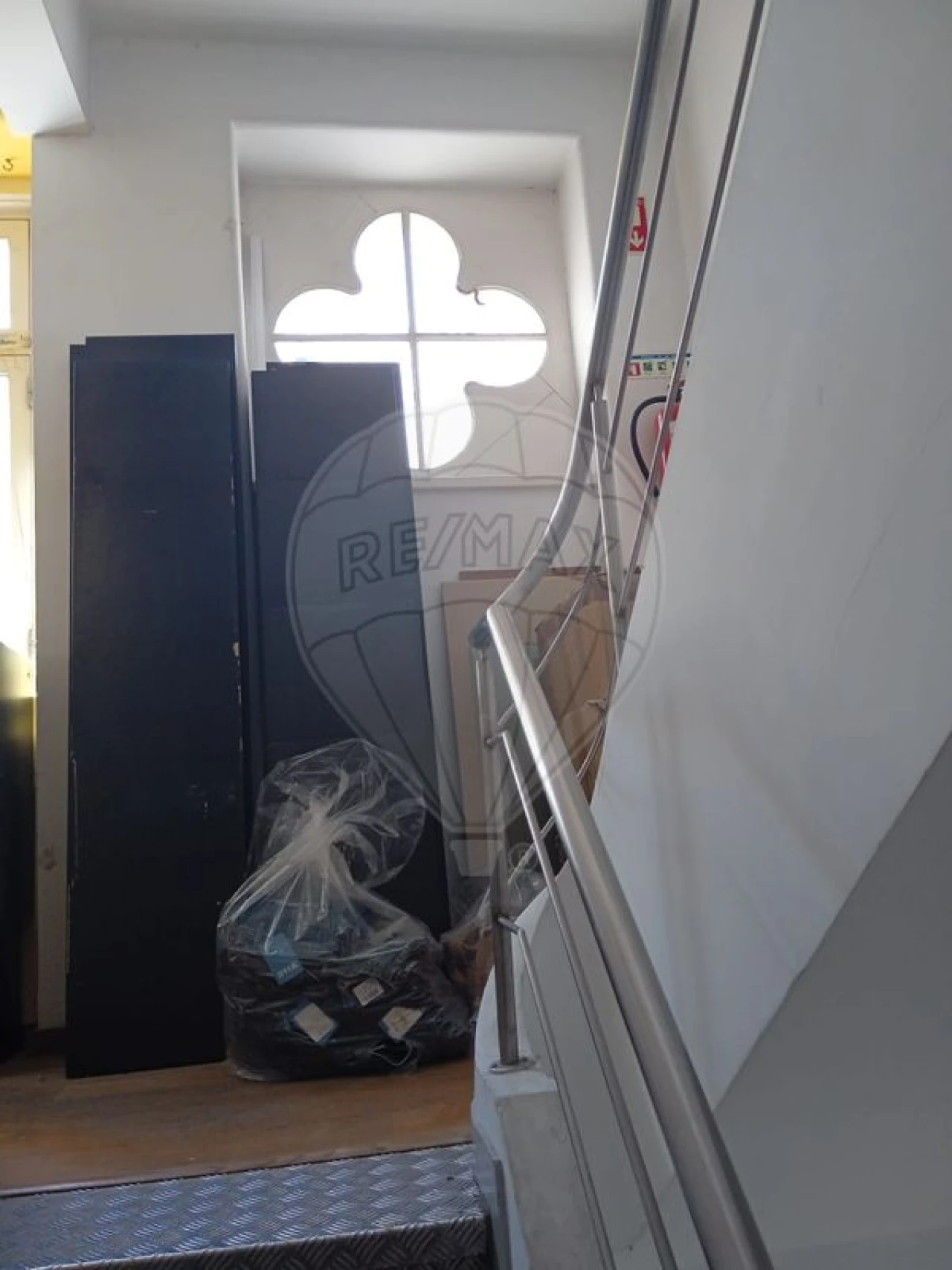 Loja para Arrendamento em Marvila, Ribeira Santarém, São Salvador, São Nicolau Foto 8