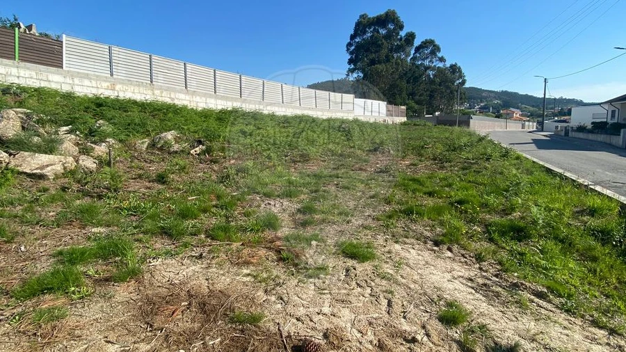 Terreno para Venda em Baltar