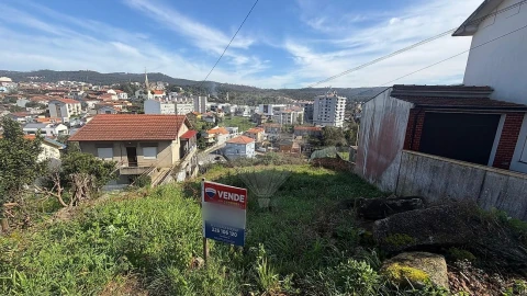 Terreno para Venda em Gondomar (São Cosme), Valbom e Jovim