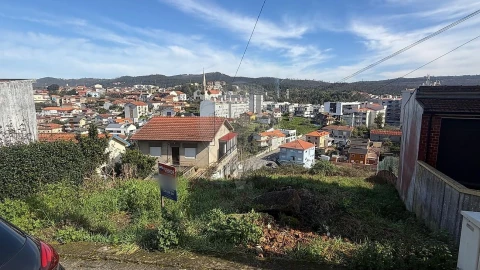 Terreno para Venda em Gondomar (São Cosme), Valbom e Jovim
