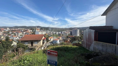 Terreno para Venda em Gondomar (São Cosme), Valbom e Jovim