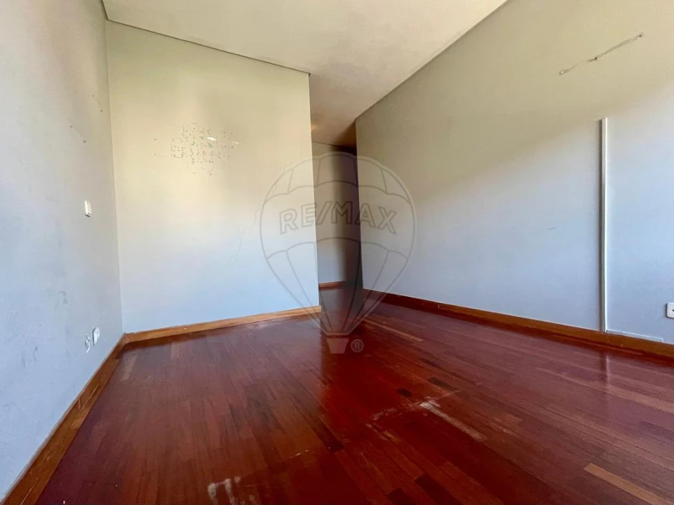Apartamento T4 para Venda em Custóias, Leça do Balio e Guifões Foto 26