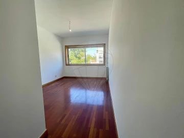 Apartamento T4 para Venda em Custóias, Leça do Balio e Guifões