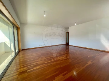 Apartamento T4 para Venda em Custóias, Leça do Balio e Guifões