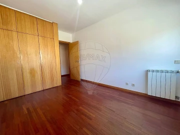 Apartamento T4 para Venda em Custóias, Leça do Balio e Guifões