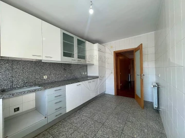 Apartamento T4 para Venda em Custóias, Leça do Balio e Guifões