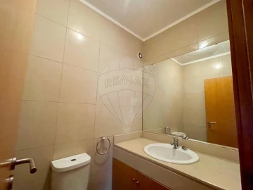 Apartamento T4 para Venda em Custóias, Leça do Balio e Guifões