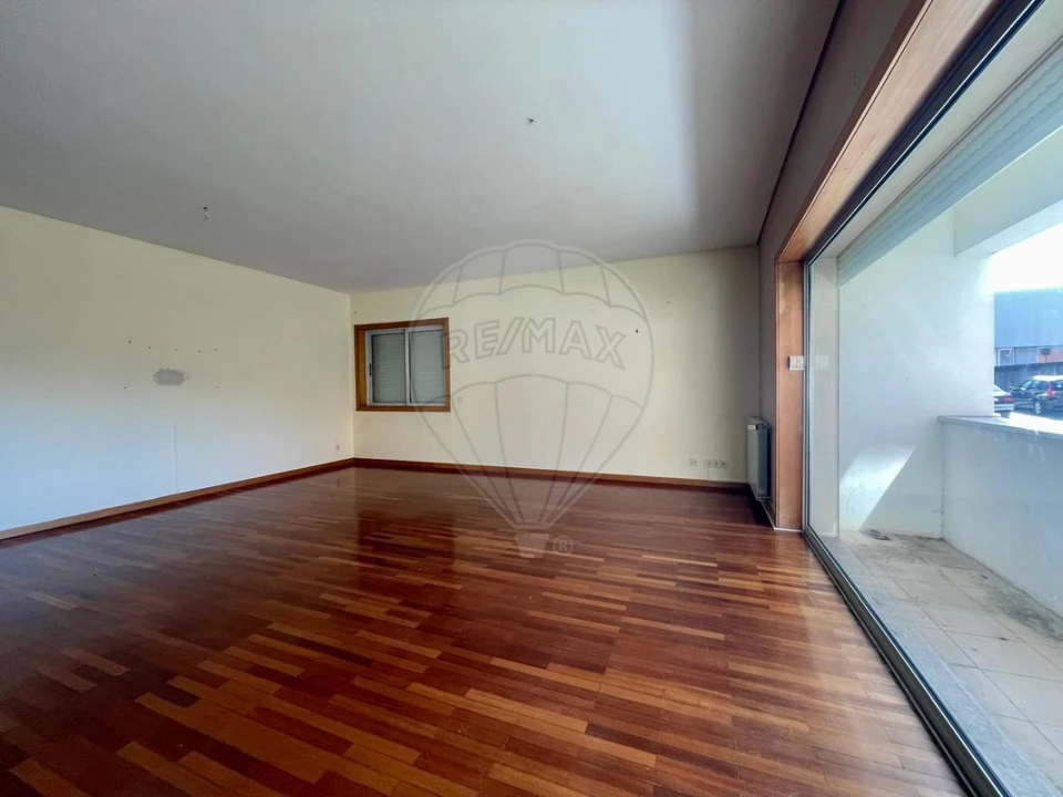 Apartamento T4 para Venda em Custóias, Leça do Balio e Guifões Foto 6