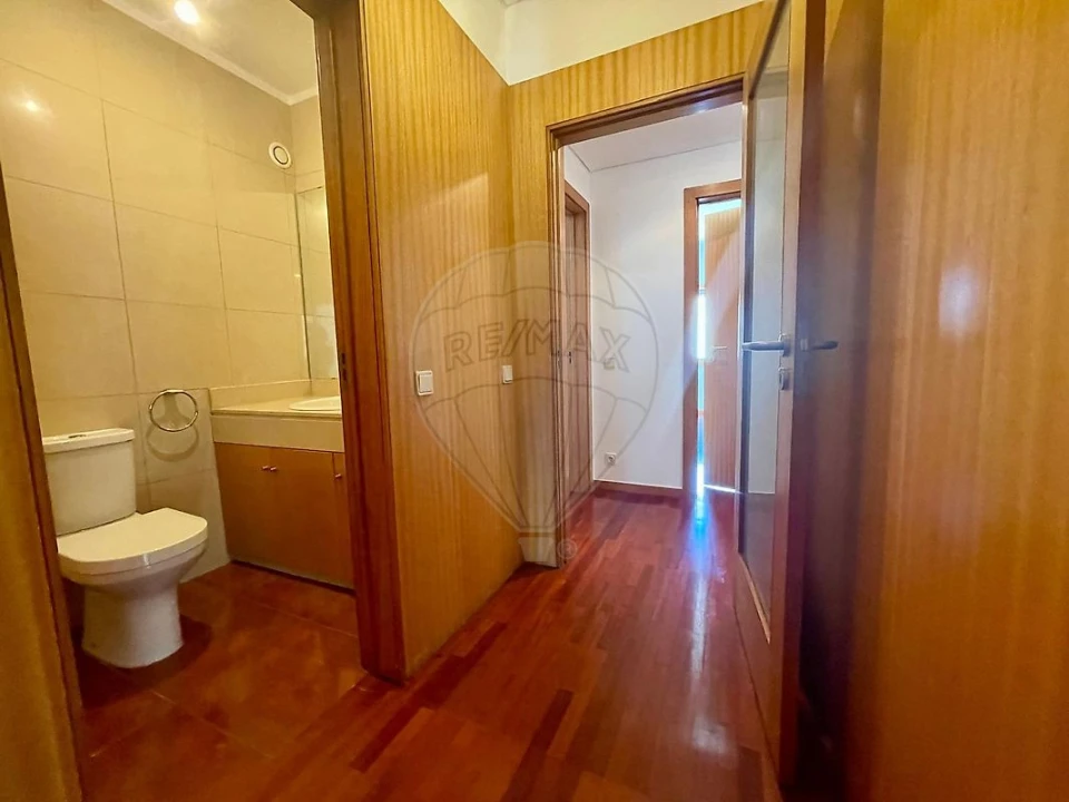 Apartamento T4 para Venda em Custóias, Leça do Balio e Guifões Foto 13