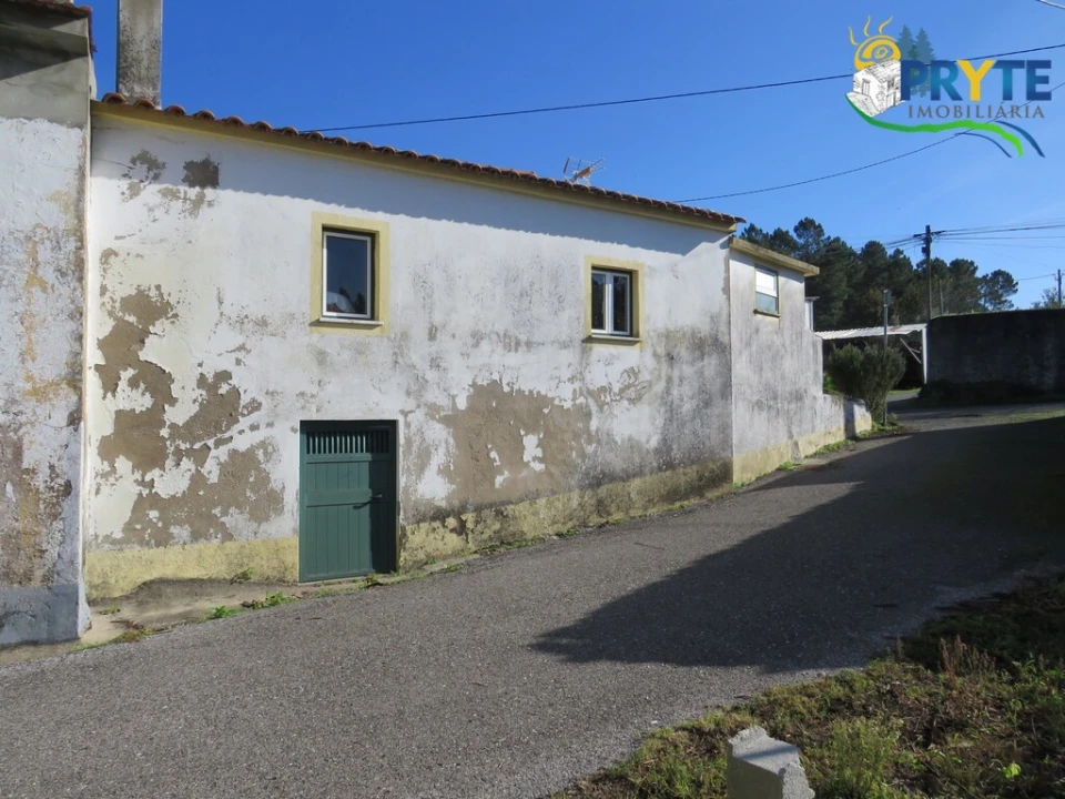 Moradia T2 para Venda em Cernache do Bonjardim, Nesperal e Palhais Foto 3