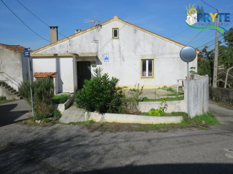 Moradia T2 para Venda em Cernache do Bonjardim, Nesperal e Palhais Foto 4