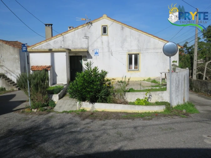 Moradia T2 para Venda em Cernache do Bonjardim, Nesperal e Palhais Foto 4