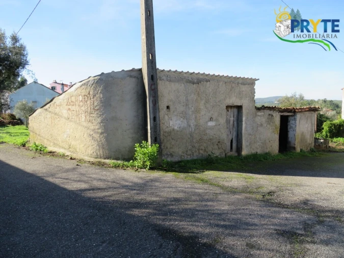 Moradia T2 para Venda em Cernache do Bonjardim, Nesperal e Palhais Foto 16