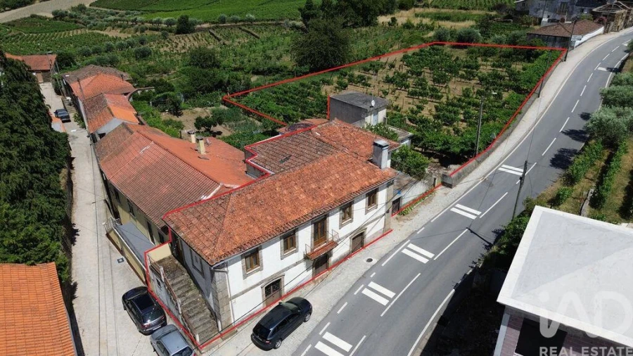 Moradia T5 para Venda em Vilarinho de São Romão Foto 4