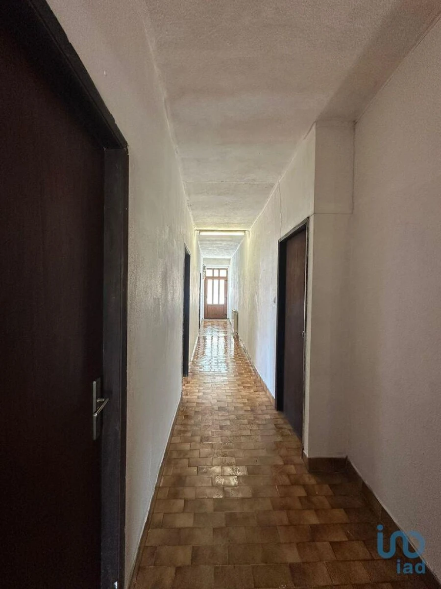 Moradia T5 para Venda em Vilarinho de São Romão Foto 11