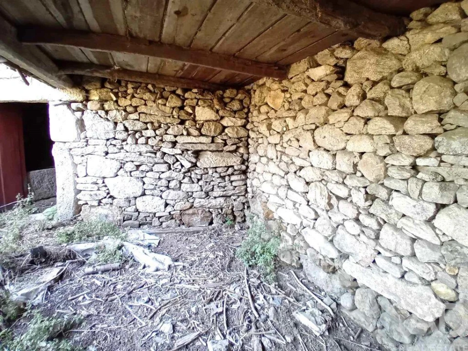 Moradia para Venda em Penso Foto 16