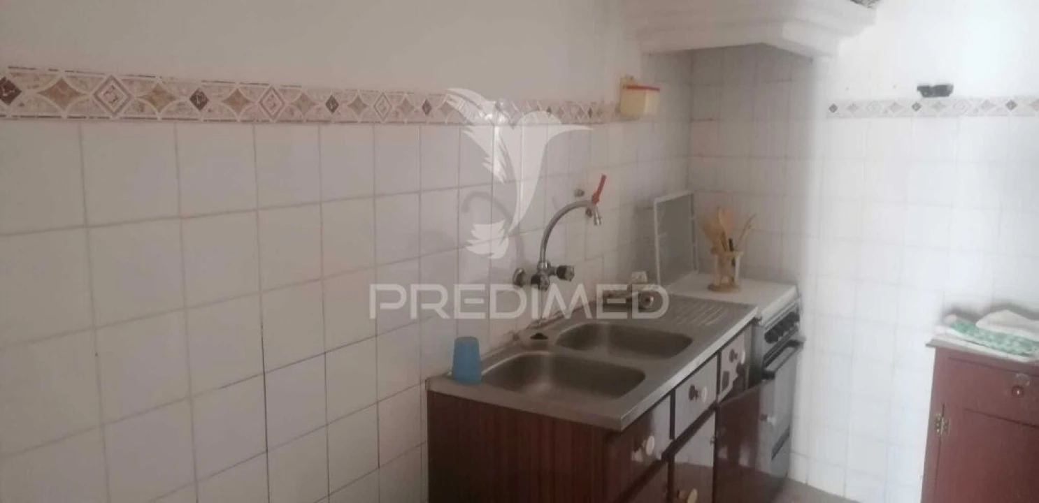 Moradia T2 para Venda em Montalvão Foto 3