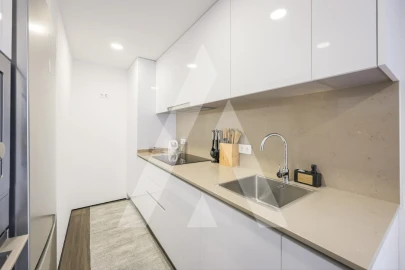 Apartamento T2 para Venda em Glória e Vera Cruz