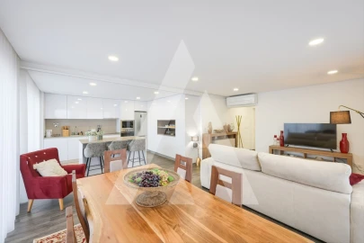 Apartamento T3 para Venda em Glória e Vera Cruz