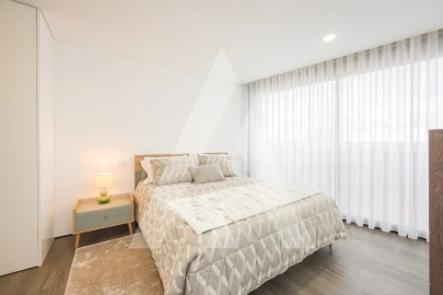 Apartamento T3 para Venda em Glória e Vera Cruz