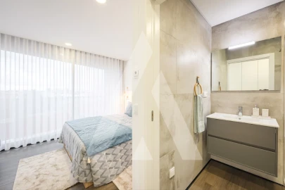 Apartamento T3 para Venda em Glória e Vera Cruz